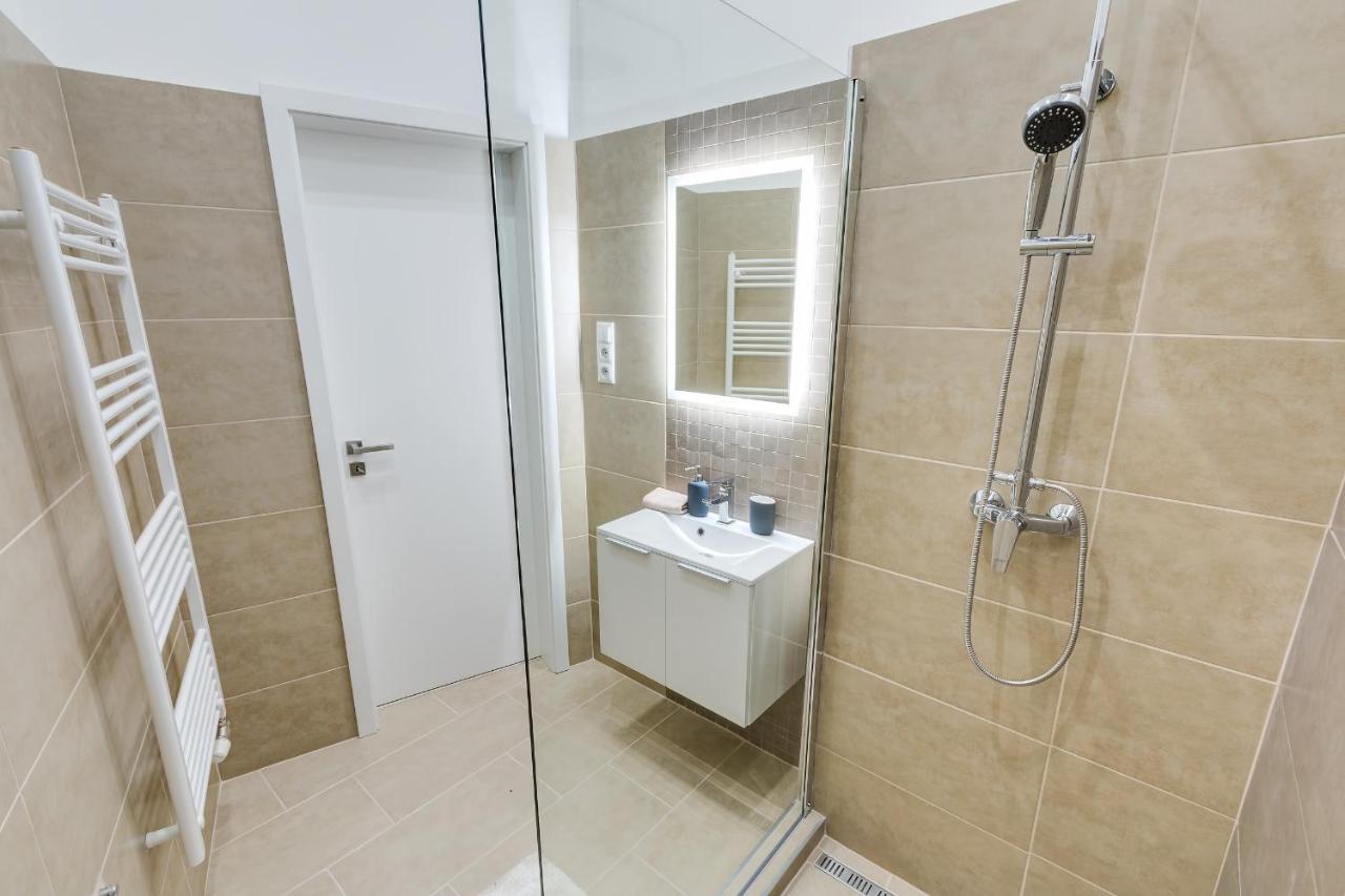 D.five Kiraly Street Superior With View Apartment